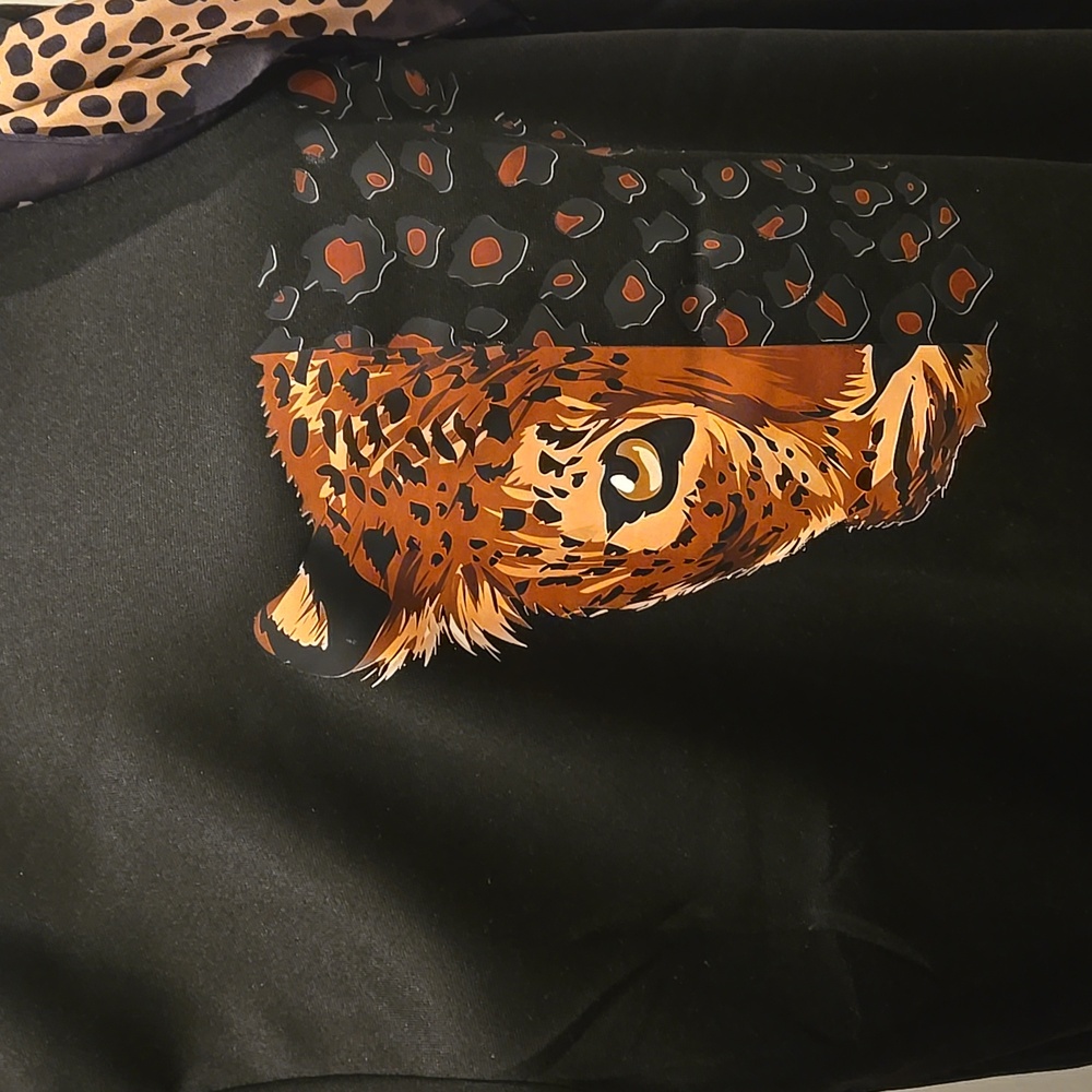 Black Animal Print Leopard Lux Silky Black Sweatshirt ..Brand New Pit To Pit 27" - Picture 4 of 7